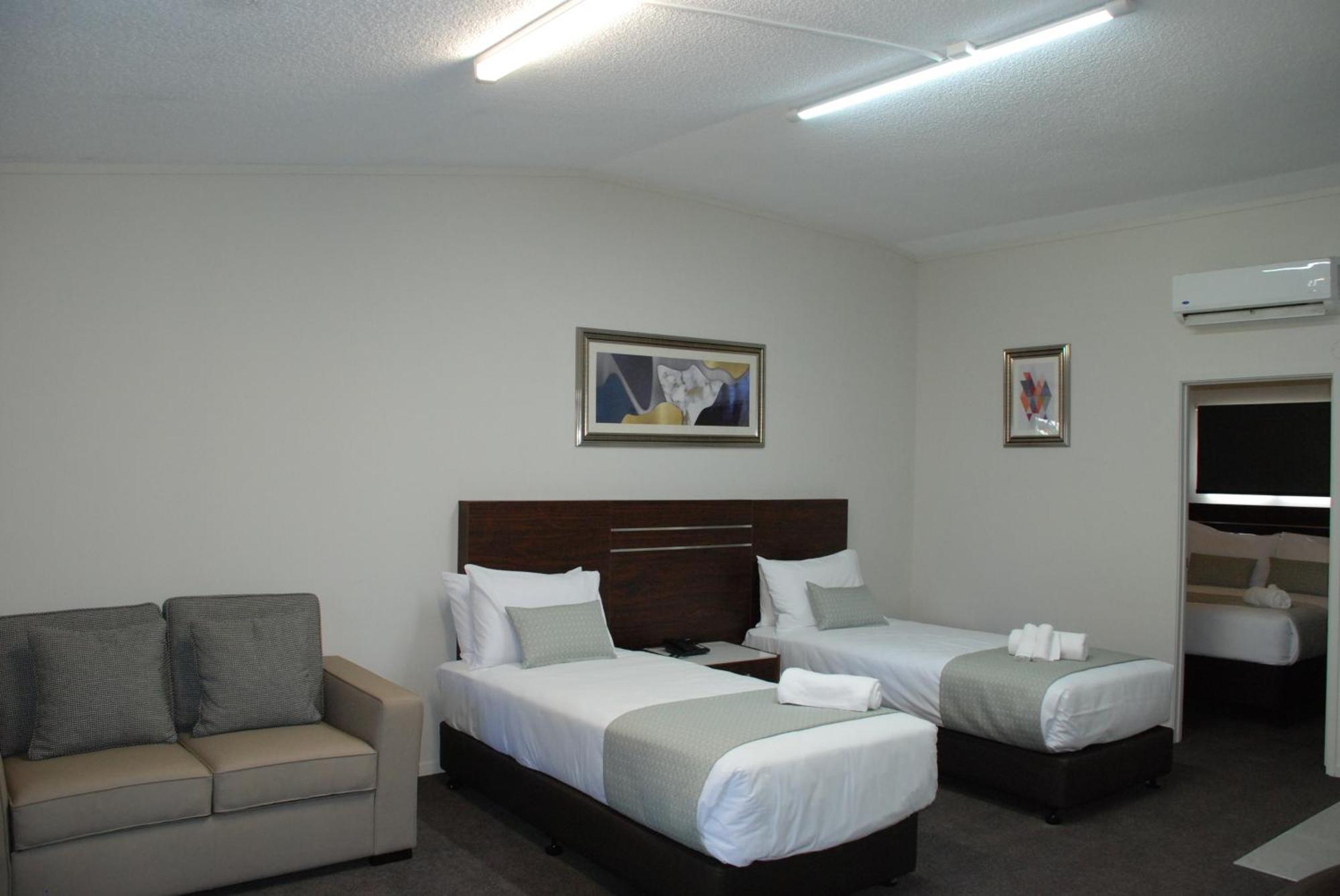 Auckland Airport Kiwi Motel Exterior photo